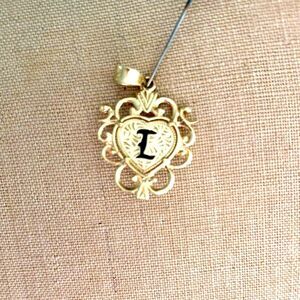 VTG RARE 14K Yellow Gold Hawaiian Heart Heirloom Pendant With Black Letter L